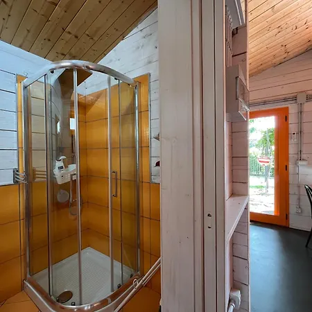 Miniglamp E.v. - * Isquia