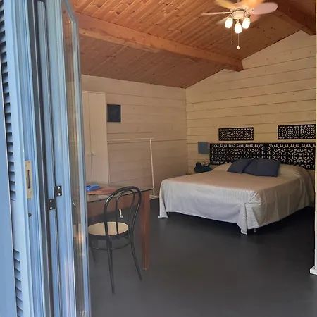 Miniglamp E.v. - Camping Chalet Ischia