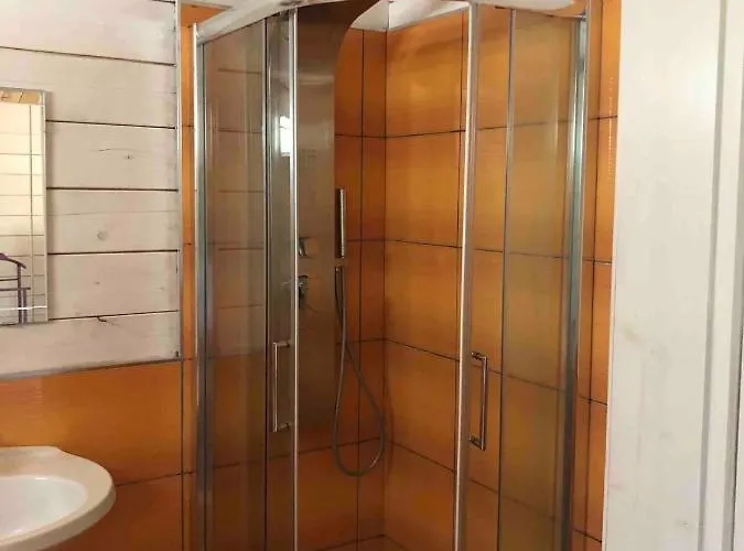 Miniglamp E.v. - Camping Chalet *