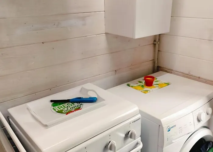 Miniglamp E.v. - Camping Chalet *